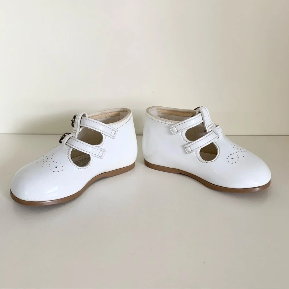 90s Vintage Patent baby shoes